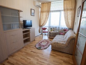 Вторая комната в Номере Люкс (11 корпус)