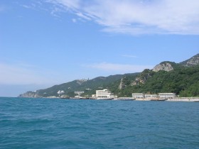 море